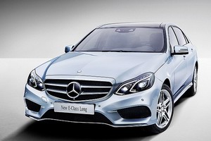 北京奔驰于上海车展发表 E-Class L 长轴车型