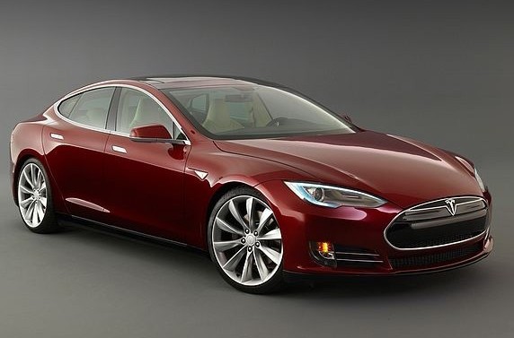 Tesla Model E 可望于2015年登场