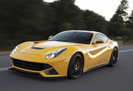 Ferrari（法拉利）Novitec Rosso 推出F12berlinetta性能升级套件