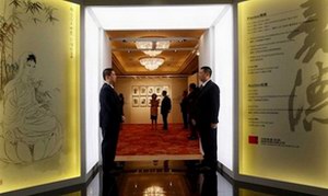 胡润研究院在上海发布中国富豪收藏新目标：古代书画