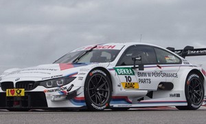 BMW宝马新战将480hp M4 DTM 赛车正式露脸