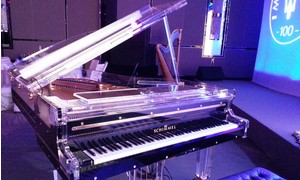 德国舒密尔钢琴助力Maserati玛莎拉蒂宝贝基金会慈善拍卖