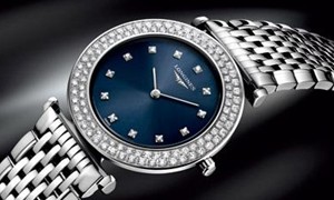 Longines(浪琴)嘉岚系列百钻女士腕表展示传统精髓