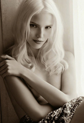 Sasha Luss 代言最新Dior Addict香水广告