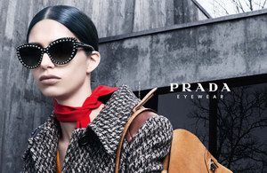 Prada（普拉达）2014秋冬眼镜广告大片，模特Mica Arganaraz 代言