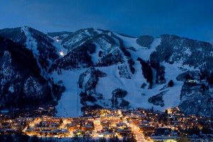 滑雪胜地阿斯本山现已开放，迎接2014年冬季滑雪期