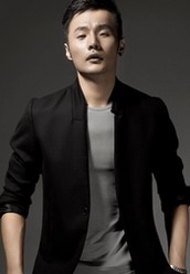 李荣浩成《我是歌手》首位踢馆歌手 全靠抱赞助商大腿？