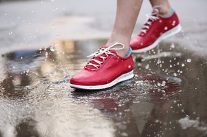 GORE-TEX® SURROUND™春夏系列休闲鞋品