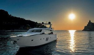 圣帝诺游艇（Sundiro Yacht）最新品SY70闪耀香港黄金海岸游艇展