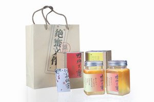 『蜂华绝蜜』表达对父亲的浓情蜜意