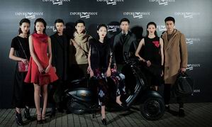 Emporio Armani 推出Vespa 946 特别版