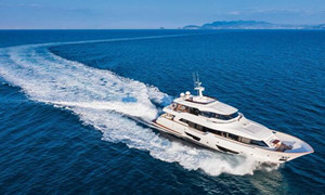 Ferretti Navetta 28：意式典雅气质