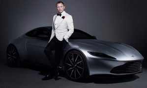 Aston Martin（阿斯顿·马丁）将拍卖DB10跑车 筹百万英镑
