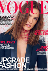 维密天使超模 Alessandra Ambrosio（亚历山大·安布罗休）登上《Vogue》杂志封面