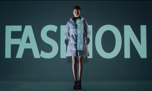 艾莱依2016冬季广告大片出炉 时尚万象敢做自己