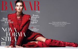 超模Ophelie Guillermand身着 Chanel、Dolce & Gabbana、Zuhair Murad演绎春装廓形时尚 