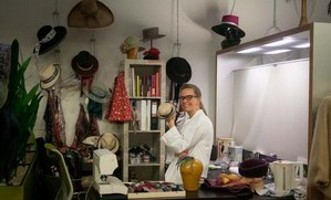第29季温哥华时装周采访 | Christina Lichy的“帽子戏法”