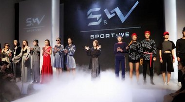 We are the three Sport and We S&W 闪亮时尚与运动！