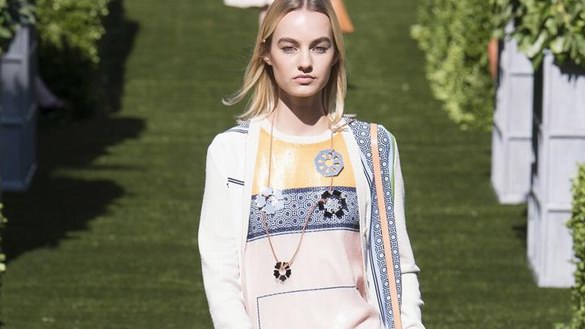 美国时尚品牌Tory Burch 于纽约时装周发布2018春夏系列