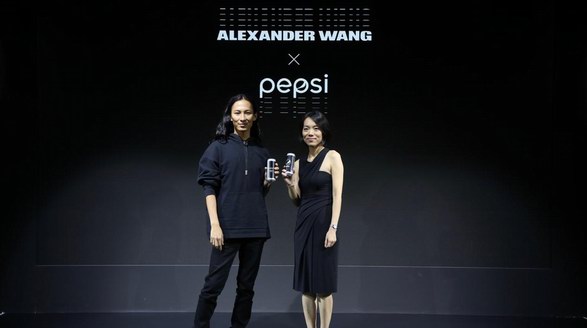 Pepsi x Alexander Wang百事可乐无糖限量罐发布会掀城中热潮