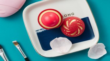 eos创新唇颊系列&mdash; 花火唇颊彩球 全新上市