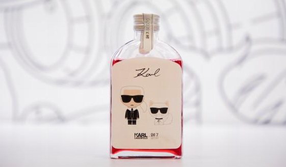 寺库与卡尔·拉格斐品牌战略合作，跨界合作推出联名款鸡尾酒