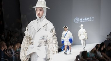 2019“Bedo Fashion”湖北美术学院专场发布亮相北京时尚设计广场