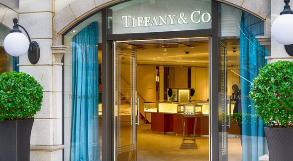 LVMH大手笔收购Tiffany，能帮助它成为硬奢巨头吗？