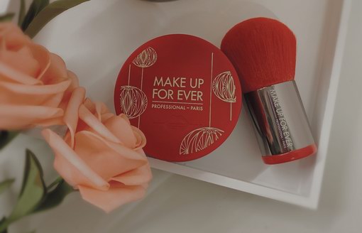 MAKE UP FOR EVER新年限量彩妆礼物