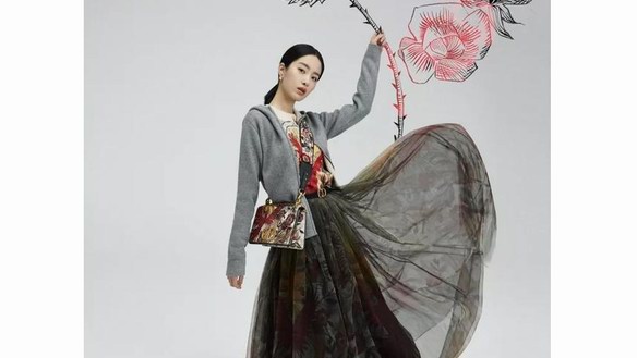 Dior 2020新年限量版包袋:中国时尚元素让人爱不释手