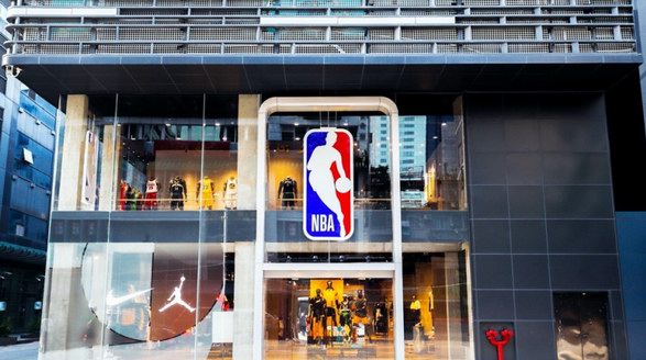 全球最大的NBA旗舰店在广州揭幕