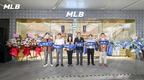 MLB品牌中国大陆地区首家潮流旗舰店开业 解锁沪上潮奢生活新据点