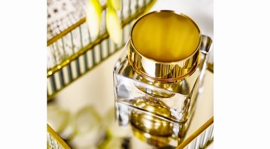 GLOWING AGE女王奢宠系列，你当下最好的护肤选择