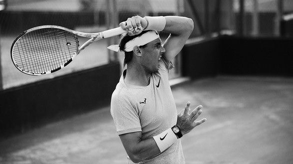 致敬挑战者，理查米尔携手挚友共闯体育大年