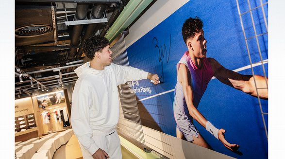 本&middot;谢尔顿亮相On昂跑上海派对 联结网球社群 尽释运动热爱