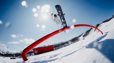 滑出花，玩出乐 BURTON 全新CIRCUS中国限定系列掀起冬日彩色风暴