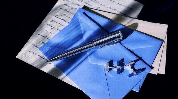 dunhill情人节礼遇，瑞士匠心打造