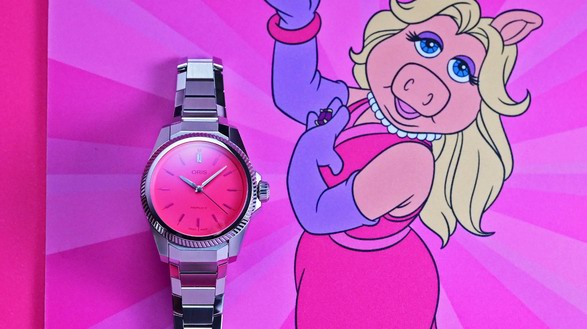 ORIS豪利时ProPilot X Miss Piggy  新时代女性为自己增添迷人光彩  