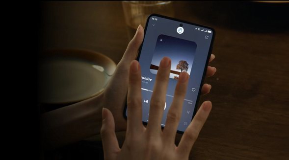 HUAWEI Pura X正式亮相！鸿蒙应用解锁新玩法、新交互、新服务