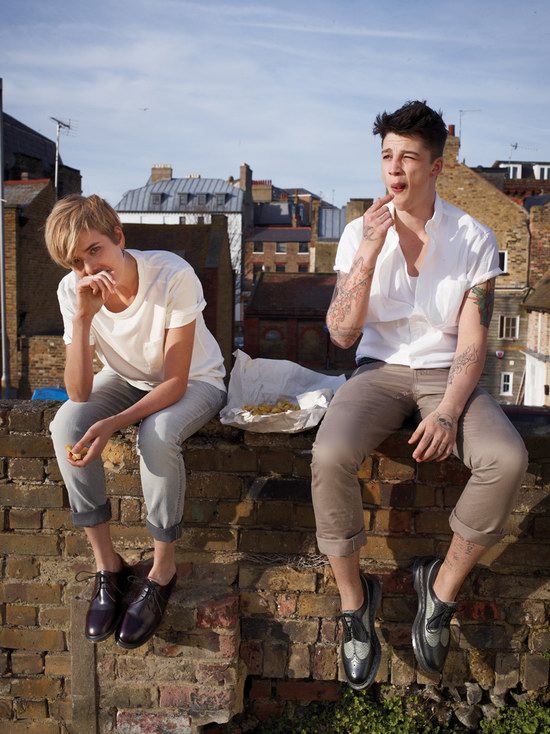 Dr.Martens<a target='_blank' style='color: #666666;' href='http://brand.fengsung.com/DrMartens/' >马汀博士</a>品牌英产复古风夏日重现MIE系列鞋款