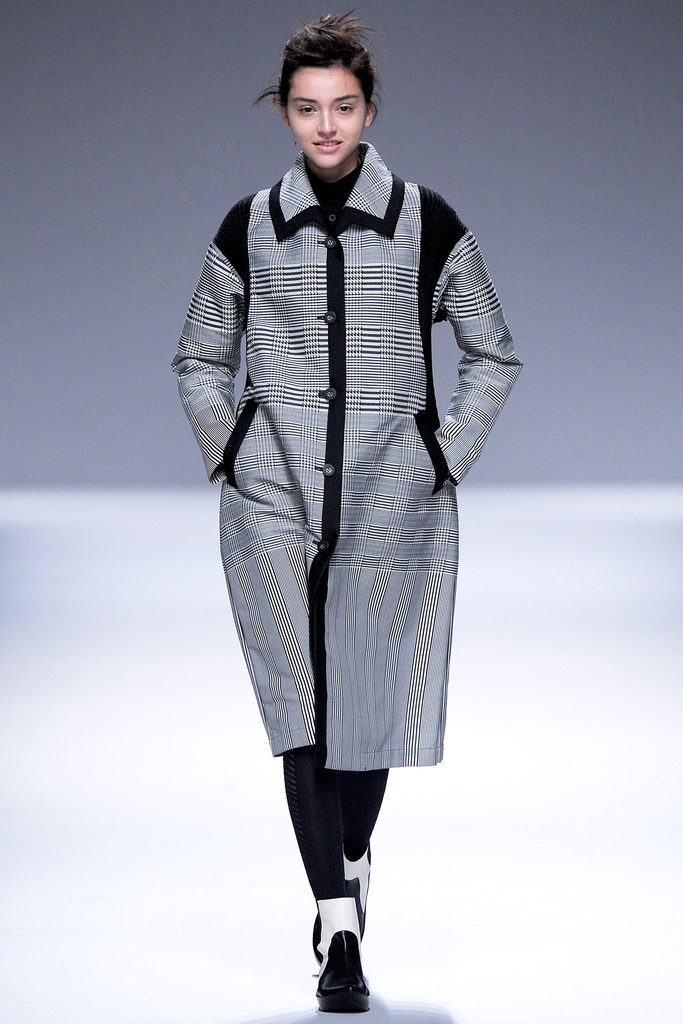 <a target='_blank' style='color: #666666;' href='http://brand.fengsung.com/IsseyMiyake/' >Issey Miyake</a> 2013秋冬流行发布