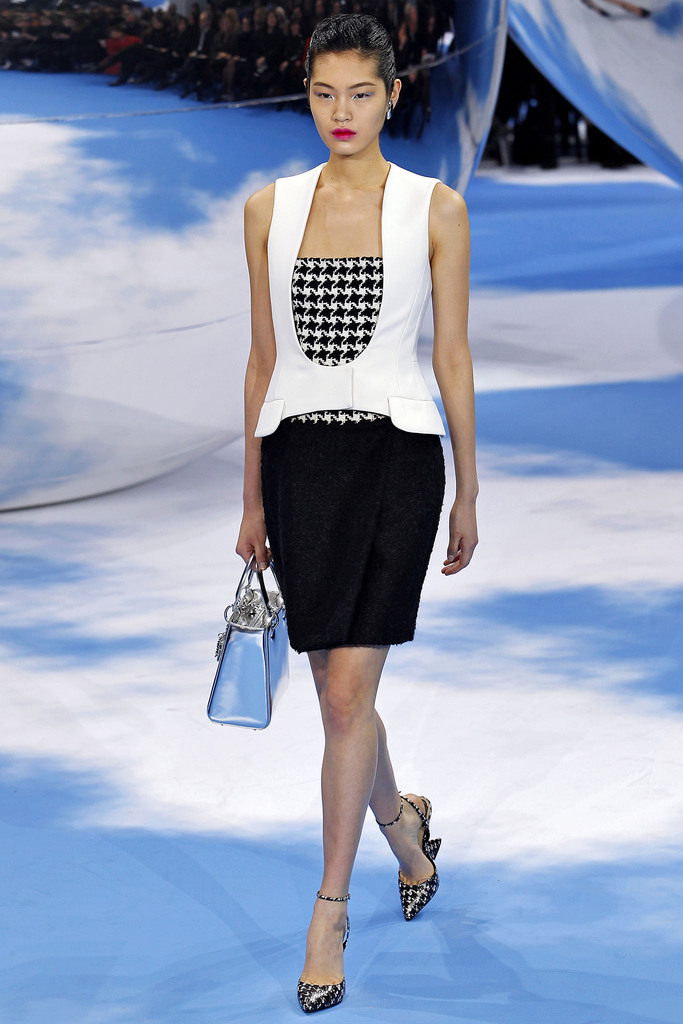 Christian <a target='_blank' style='color: #666666;' href='http://brand.fengsung.com/dior/' >Dior</a> 2013秋冬流行发布