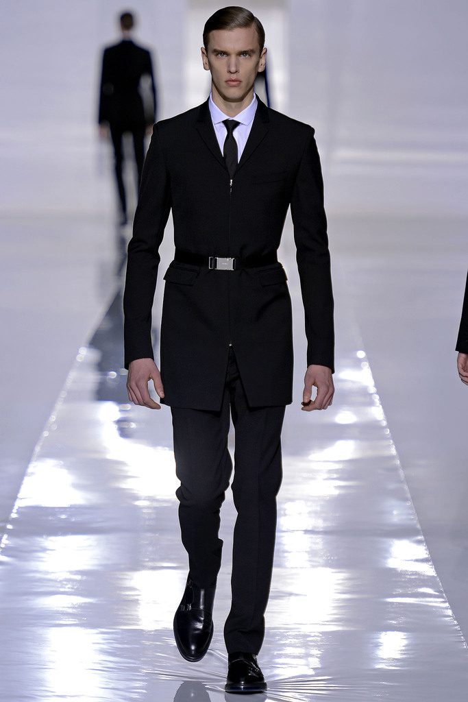 <a target='_blank' style='color: #666666;' href='http://brand.fengsung.com/dior/' >Dior</a> Homme 2013秋冬男装流行发布