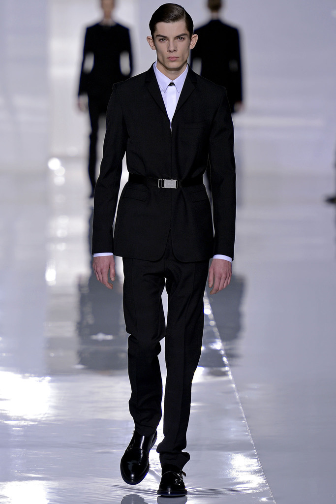 <a target='_blank' style='color: #666666;' href='http://brand.fengsung.com/dior/' >Dior</a> Homme 2013秋冬男装流行发布