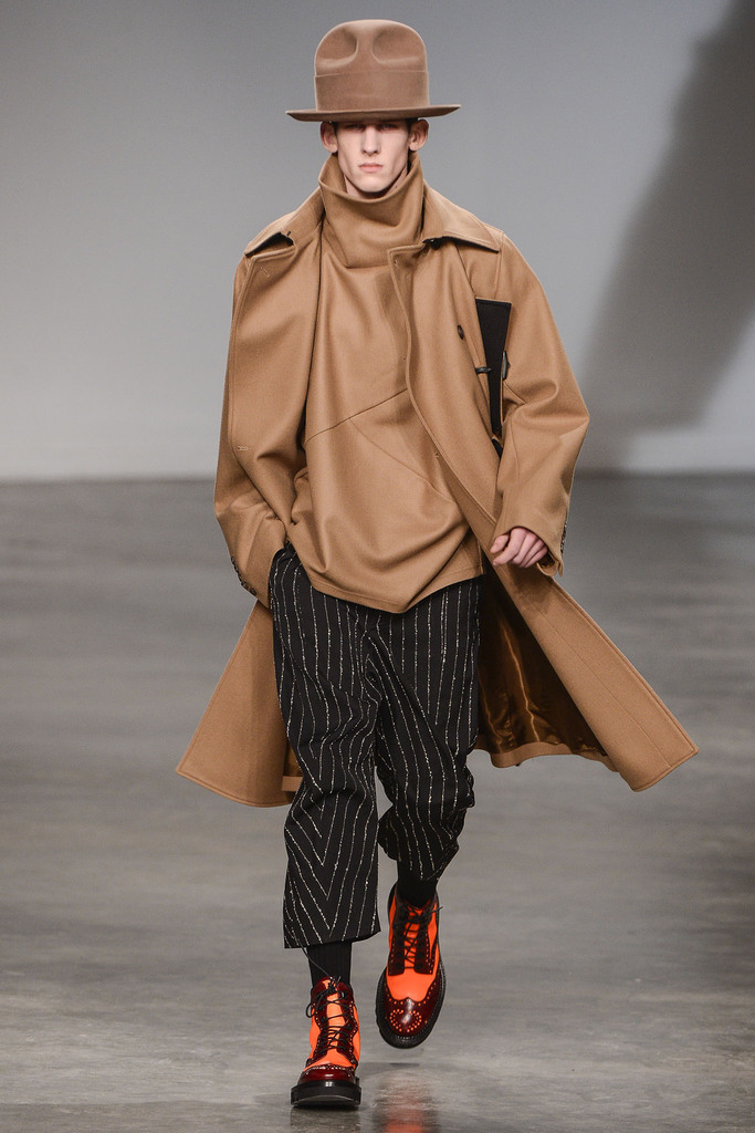 <a target='_blank' style='color: #666666;' href='http://brand.fengsung.com/johngalliano/' >John Galliano</a> 2013秋冬男装流行发布