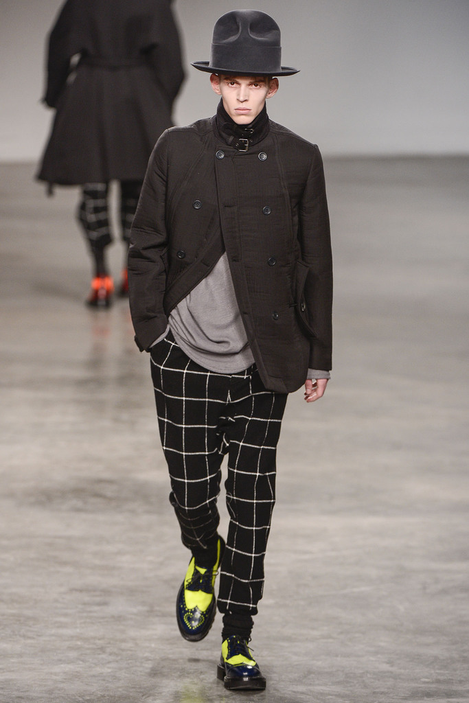 <a target='_blank' style='color: #666666;' href='http://brand.fengsung.com/johngalliano/' >John Galliano</a> 2013秋冬男装流行发布