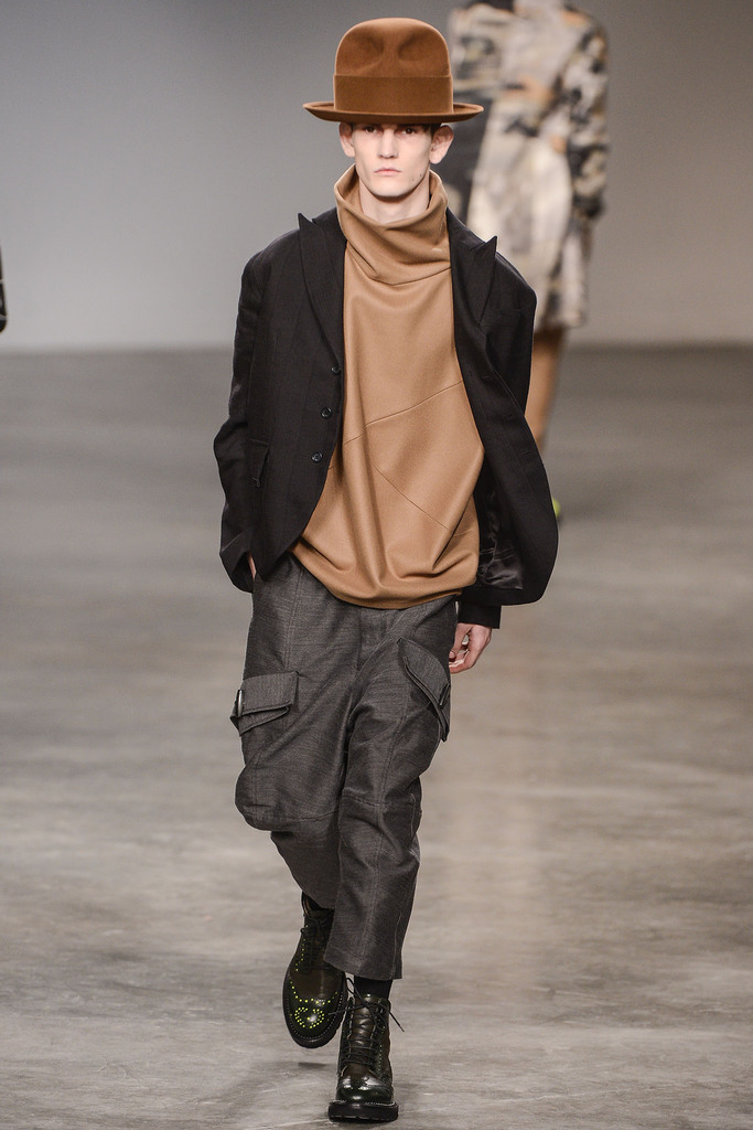 <a target='_blank' style='color: #666666;' href='http://brand.fengsung.com/johngalliano/' >John Galliano</a> 2013秋冬男装流行发布