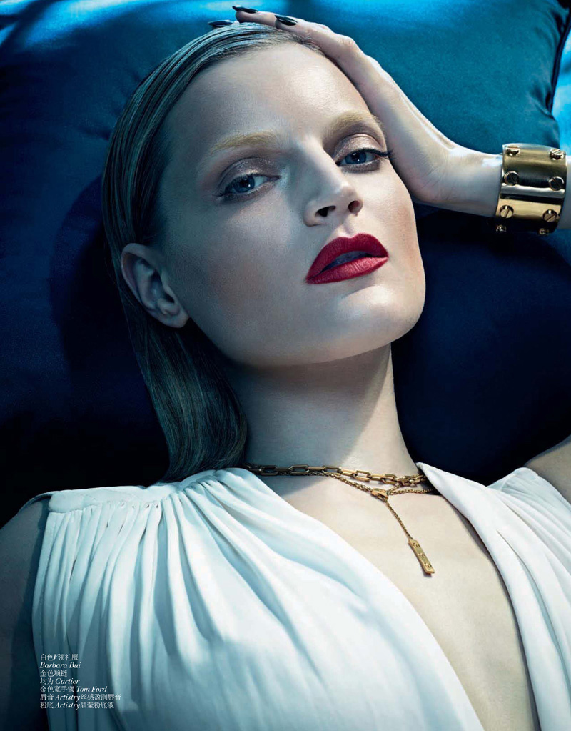 Guinevere Van Seenus《Vogue》中国版2012年12月号