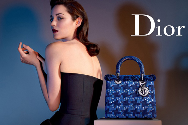 最新一季「Lady <a target='_blank' style='color: #666666;' href='http://brand.fengsung.com/dior/' >Dior</a>」手袋广告大片曝光