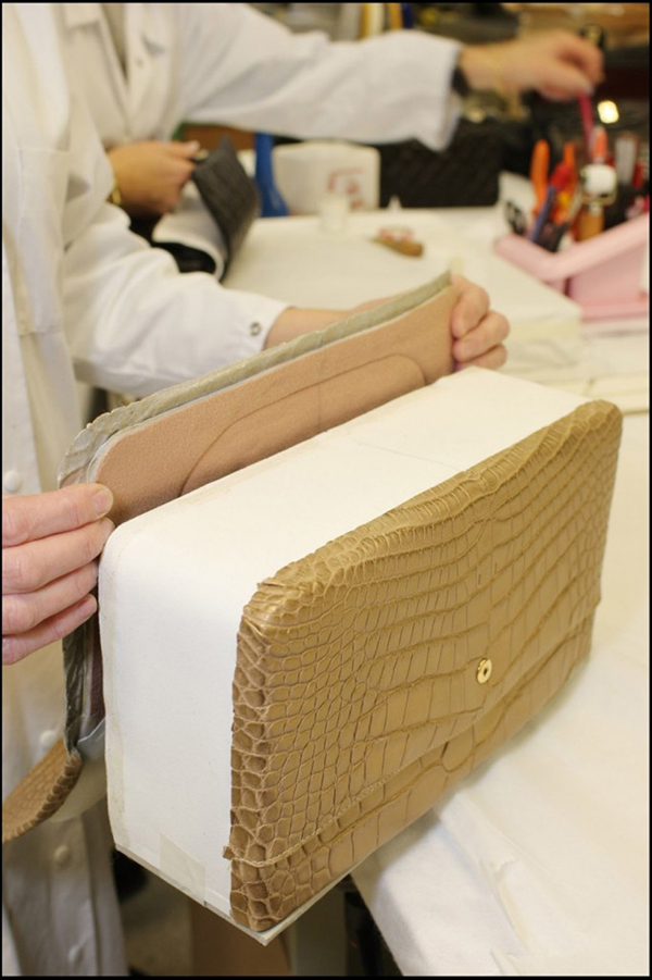 Chanel 2.55 手袋是怎样炼成的？